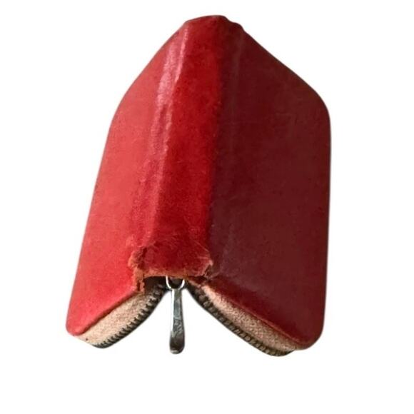 Vintage Red Leather Manicure Set Travel Kit w/ Scissors File Clippers 1940s-50s - Picture 3 of 6